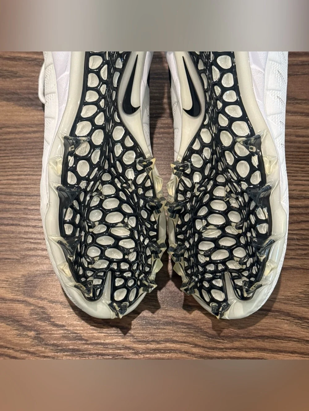 Men’s Nike Alpha Menace Pro Low Football Cleats White AJ6606-102